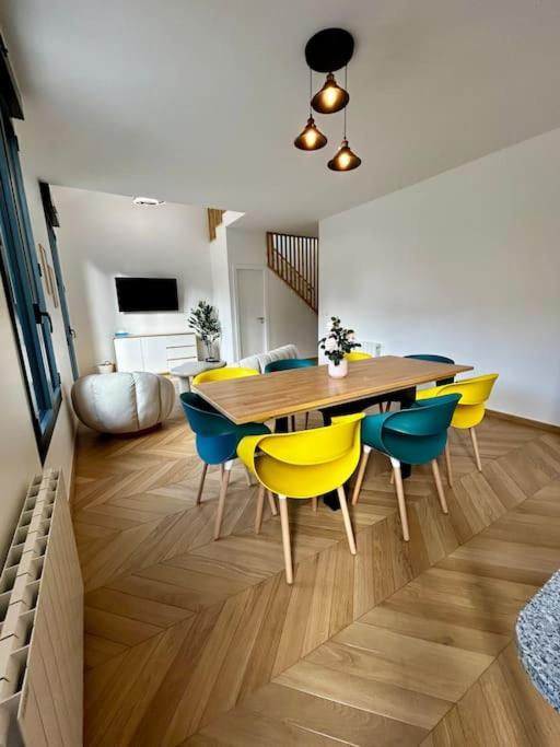 Maison Cosy, Grand Paris, A 3 Minutes Du Metro Villejuif Luaran gambar